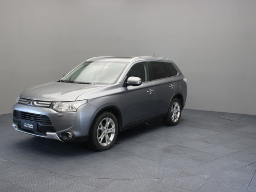 Mitsubishi Outlander Suv 3.0 Automática 7 Pasajeros