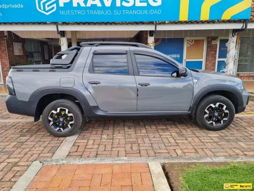 Renault Duster Oroch Intens CVT 1.3 Turbo