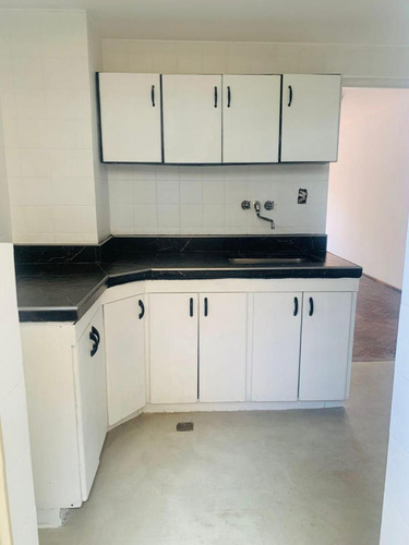 Departamento En Venta - 3 Dormitorios 1 Baño - 87mts2 - Concordia