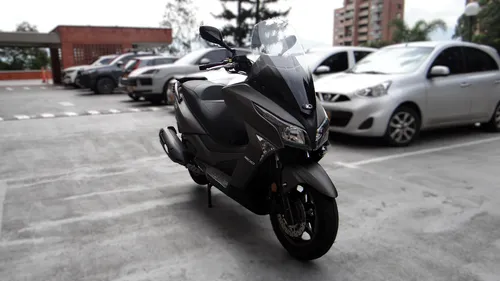 Kymco X-town 300