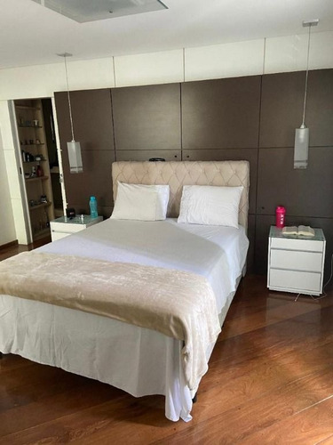 Imagem 5 de 18 de Sobrado Com 3 Dormitórios À Venda, 480 M² Por R$ 2.500.000 - Jardim - Santo André/sp - So1579