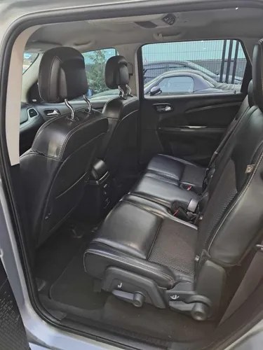 Dodge Journey 2.4 Sxt Sport 7 Pasajeros At