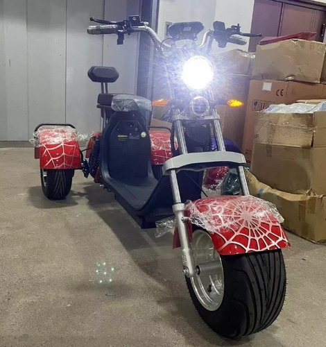 Imagen 5 de 15 de Moto Scooter Trimoto 3 Ruedas 2000w 20ah Autonomía 50km