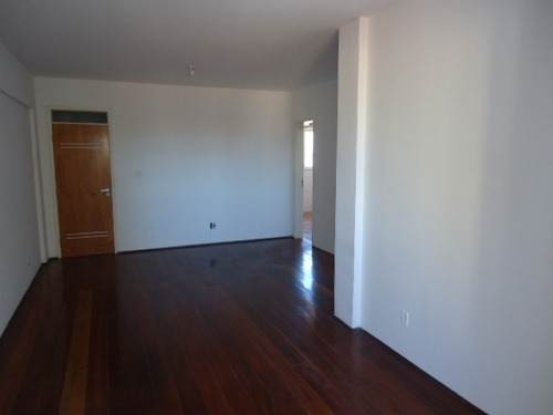 Imagem 3 de 18 de Apartamento Para Alugar Na Cidade De Fortaleza-ce - L1601