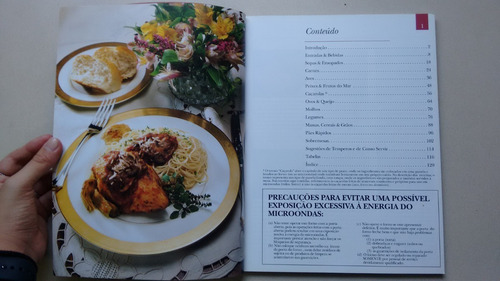 Livro Receitas Internacionais Para Microondas Ano 1997 463c (Usado)