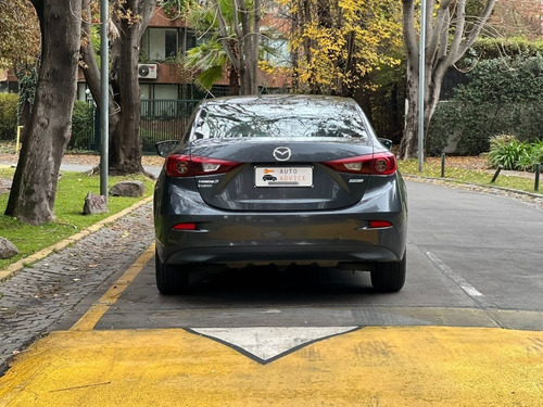 Imagen 10 de 15 de Mazda 3 V 2.0 6mt