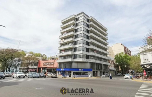 Depto 1 Amb. Con Balcón. Edificio Con Terraza, Piscina Y Seguridad 24 Hs