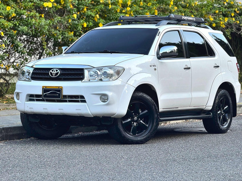 Toyota Fortuner 2.7l 4x4