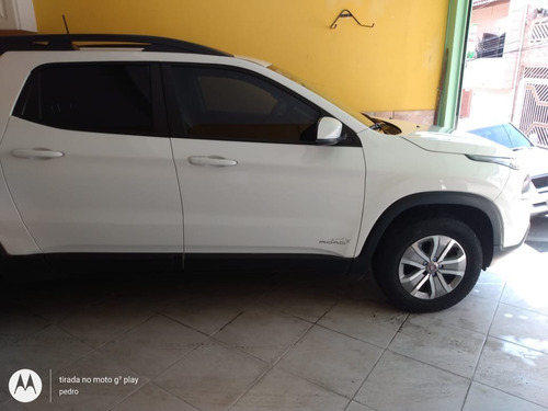 Fiat Toro Freedom Road 1.8 16v 4x2 4p