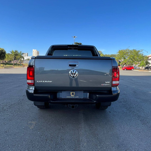 Imagem 8 de 15 de Volkswagen Amarok 3.0 V6 Tdi Diesel Highline Extreme Cd
