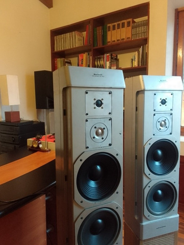 Parlantes Grundig, Sansui, Technics