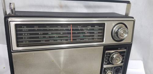 Radio Portatil Sanyo Sw Mw 8s-710n Comdefeito Preto (Usado)
