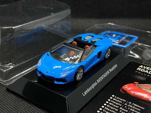 Lamborghini Aventador Roadster Azul F-toys 1/64 Plástico