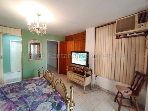 Imagen 18 de 30 de Apartamento En Venta Ph Urb. La Soledad, Las Delicias, Maracay, 22-24132 Mv