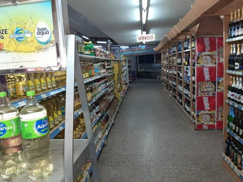 Imagen 10 de 14 de Importante Local En Alquiler