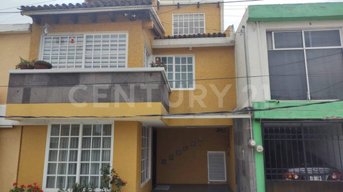 Casa En Fraccionamiento En Venta  Buenavista