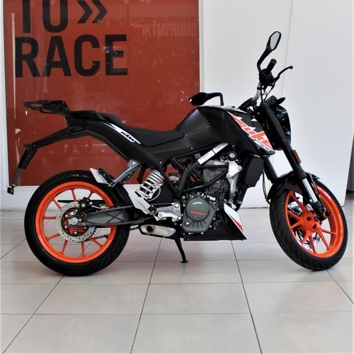 Imagen 4 de 18 de Ktm Duke 200 2023 0km - Anticipo Y 18 Meses
