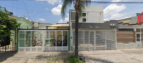 Casa En Venta De Remate Bancario, C. Presa El Tintero 1031, Los Arrayanes, 44765 Guadalajara, Jal. Jmjc12