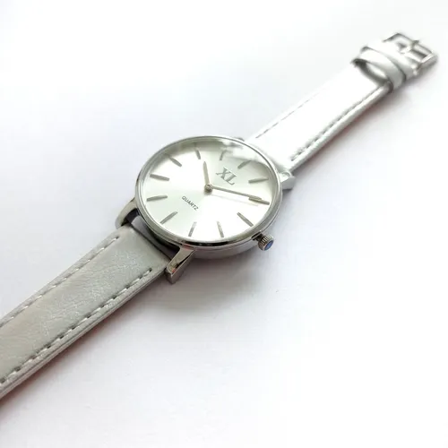 Reloj xl plateado sale
