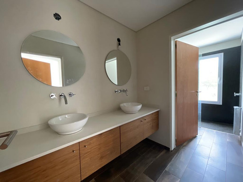 Imagen 21 de 26 de Casa En Venta - Alquiler En San Matias Escobar C/ Pileta