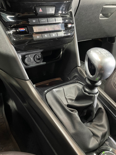 Peugeot 2008 1.6 Thp Sport