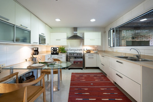 Casa Sobre El Green Del Hoyo 7 Del Cantegril Country Club- Ref: 1736