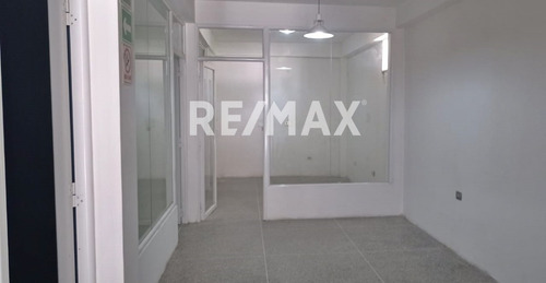 Imagen 4 de 6 de En Venta Local, Compuesto De Cinco Locales Comerciales Independientes, En Pleno Corredor Vial Con Carrera 7, Guanare, Portuguesa - 0414-5751272