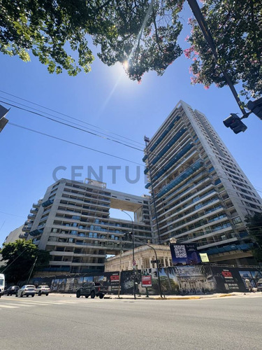 Departamento De 2 Ambientes A Estrenar En Venta En El Complejo Palacio Roccatagliata.