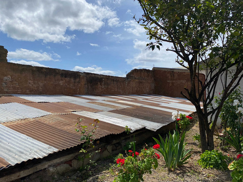 Cauquenes, Local Comercial, 976 M2 Terreno (86224)