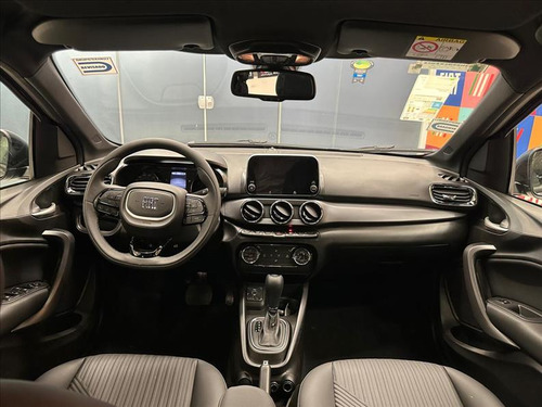 Fiat Cronos Cronos 1.3 Precision Cvt (aut)