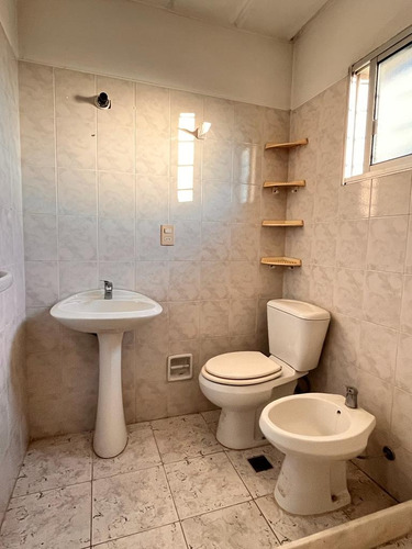 Complejo Cerrado En Sayago - Buena Casa De 3 Dorm
