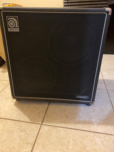 Amplificador Ampeg 210sp