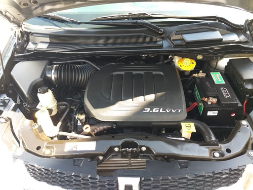 Imagen 13 de 15 de Dodge Grand Caravan 2017 3.7 Se At