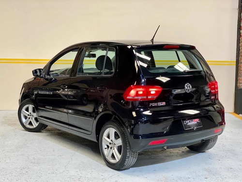 Imagen 7 de 15 de Volkswagen Fox 1.6 Comfortline Pack Saf 2015
