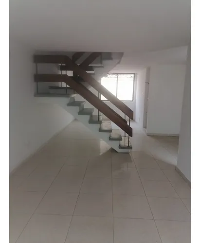 Vendo Casa Unifamiliar En Los Alamos , Cali