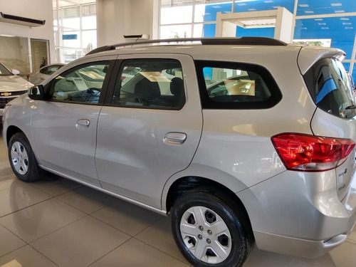 Imagen 10 de 20 de Chevrolet Spin Lt 5p Mt. Gl