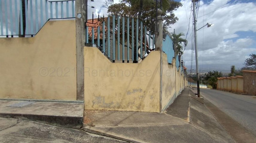 Imagen 6 de 30 de Club Campestre Comercial En Venta En La Mata Cabudare Lara *-*-*- Código Flex 21-17677 Rafael Carrasquel Vende Contáctame 0424.593.75.42 Instagram: @rentahouse.centrooccidente -*-*-*-*-