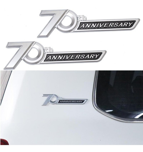 Emblema 70 Aniversario Toyota Prado