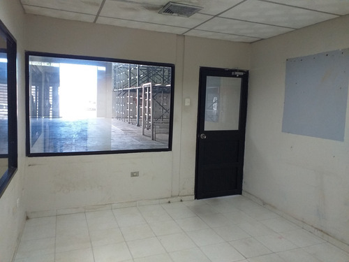 Imagen 6 de 14 de Exclusivo Local Con Galpón En Alquiler. 0414-5725250 Cod 22-22004