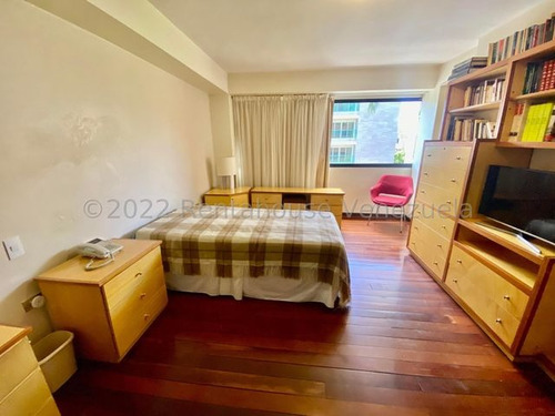 Tg Apartamento En Venta Con Pisos De Mármol, Pisos Bajo Sin Problema De Agua Con Vista Al Ávila, En Las Mercedes 23-26804 Ys