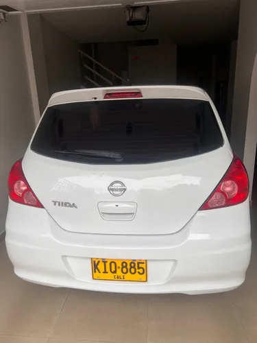 Nissan Tiida 1.8 Premium