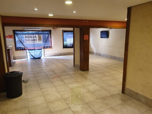 Imagem 6 de 15 de Lindo Salão Para Locação Em Excelente Região! - Sc-0136-2