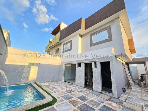 Asg Hermoso Y Exclusivo Townhouse En Venta Villas Caribe 24-4830