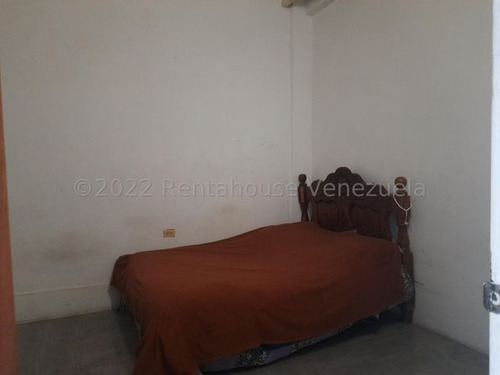 Imagen 5 de 12 de Casa En Venta En Centro San Juan, San Juan De Los Morros 23-2060 / 0424-3392775