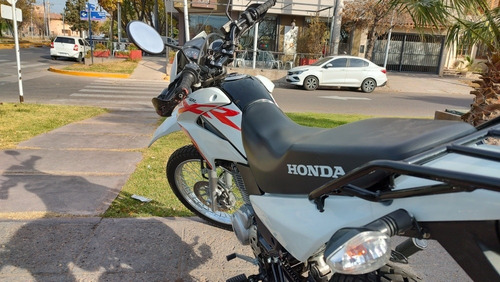 Imagen 3 de 6 de Honda Xr 150l