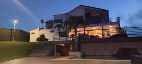 Vendo Finca Luxury Colombia Lago Calima Darien