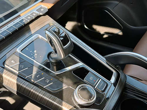 Geely Azkarra Luxury