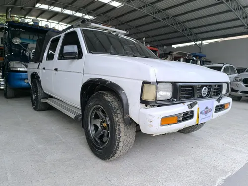 Nissan D21 2.4 4x2