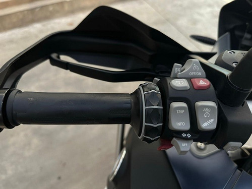 Imagen 11 de 25 de Bmw Gs 1200 Adventure 2017 2a Mano 25000km Serv Of Cub Nuev