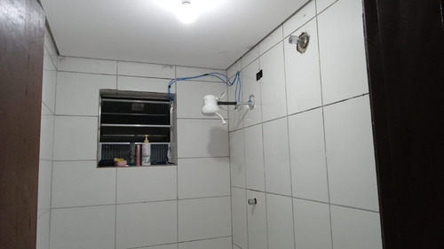 Imovel Com 4 Casas De 3 Cômodos Banheiro Quintal E Garagem